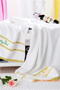 全棉毛巾在酒店客房用品中的价值 绣花毛巾与Logo定做服务的全新视角